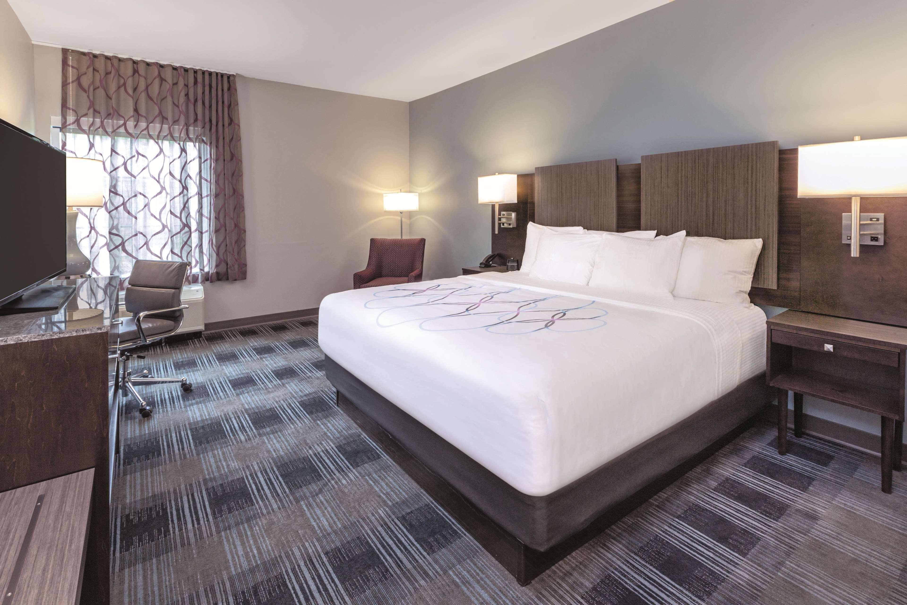 La Quinta By Wyndham Aberdeen-Apg Dış mekan fotoğraf